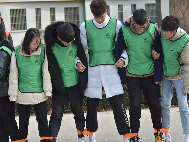团结协作凝聚力量 共同奋斗锐意进取——太行书院携手大数据学院、信息工程学院联合举办“太行·行团队项目竞赛”