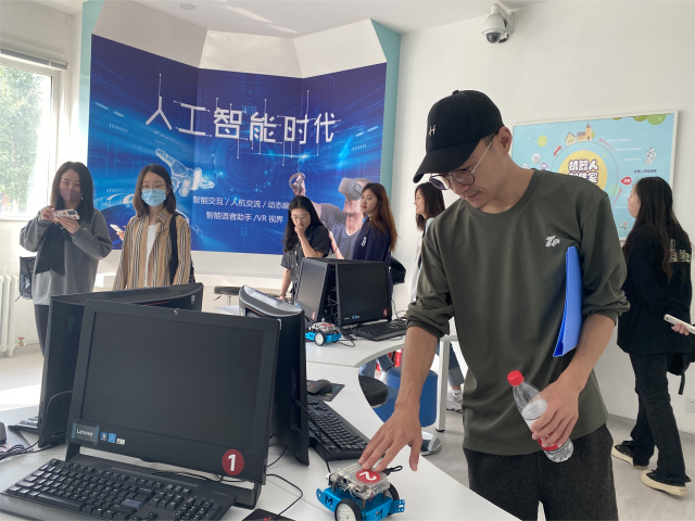 最美的课堂在路上 体验实践促成长——第32期书院导师日