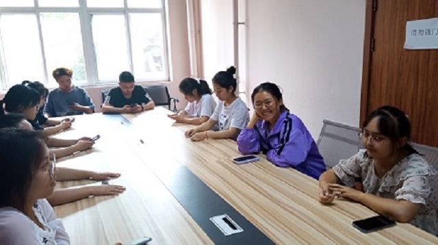 漫游文学世界 感悟戏剧魅力——“领读人剧场”系列活动
