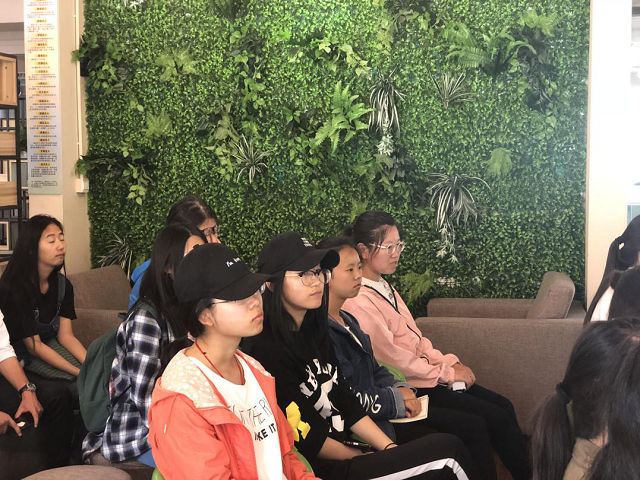 通识课教学部张晶晶老师带你走进魅力之都——太行书院第六期“环球视野”