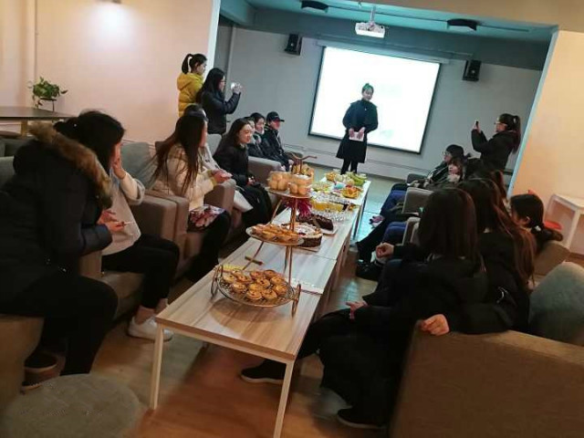 见字如面 青藤学子生日这天手写“情书”寄父母表感恩