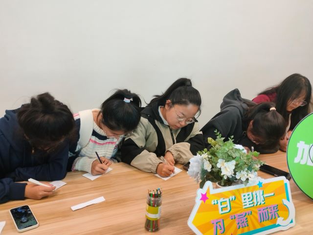 GO!“新”视角看“新闻”——【新闻Show Time】第1期:“新”时刻“稿”点事情