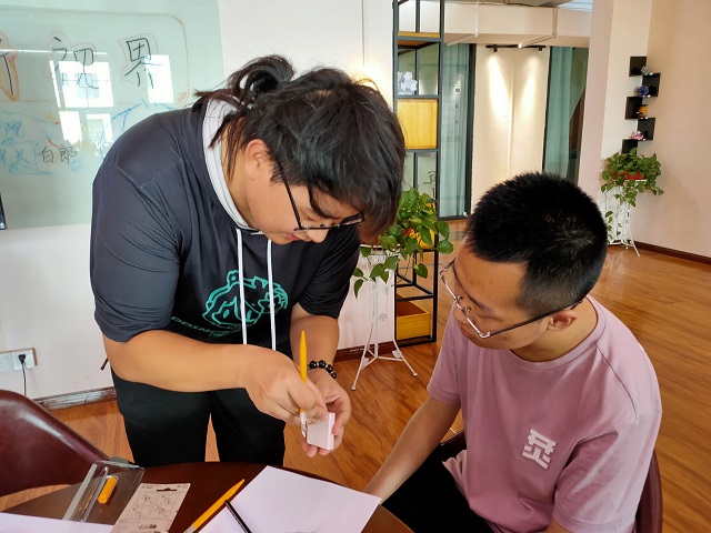 非凡雕刻 为动漫增添色彩