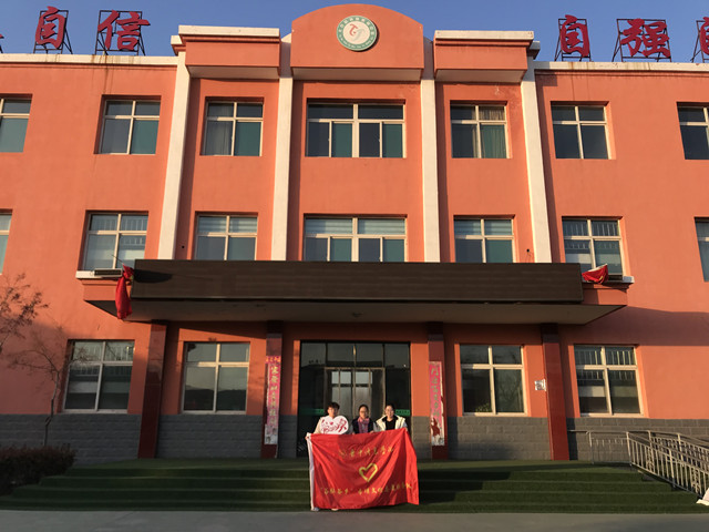 青春奉献爱 “义”暖递真情——公益对话第5期：DIY手工皂义卖活动