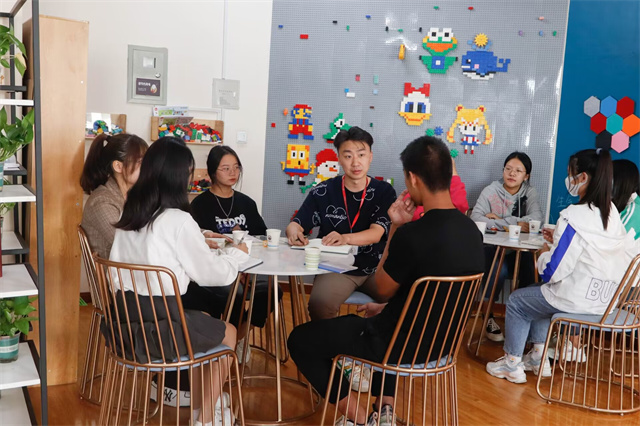 箕城师生共互动 夯实未来新征程——箕城书院举办三长团队见面会、发展导师走访寝室、师生下午茶