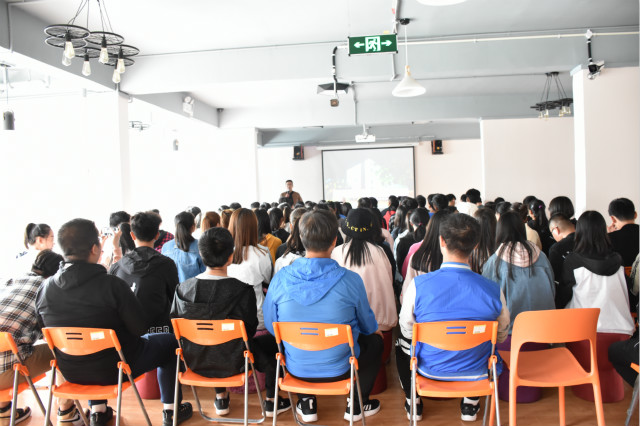 杏花书院第二届学生会成立大会