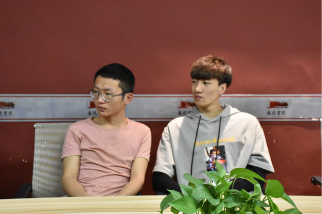 大一倒计时:定位方向 明确选择 ——杏花书院举办第二十一期杏花夜话