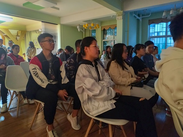我们不是超级英雄 但依然可以拯救世界