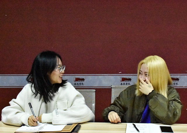 齐聚杏花共筑梦想 搭建师生沟通桥梁