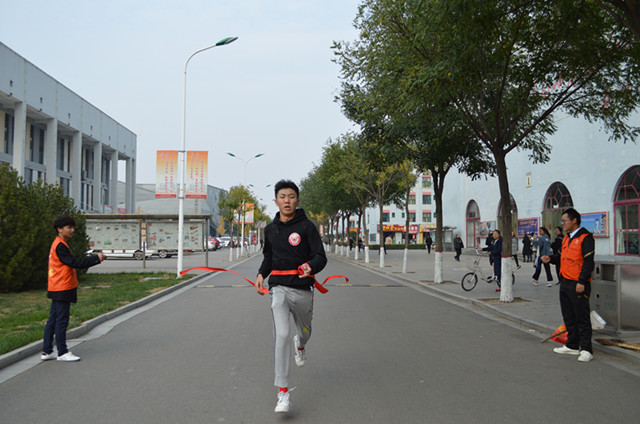 千人乐跑 以行动践行健康之路——第二期太行吉尼斯千人乐跑活动