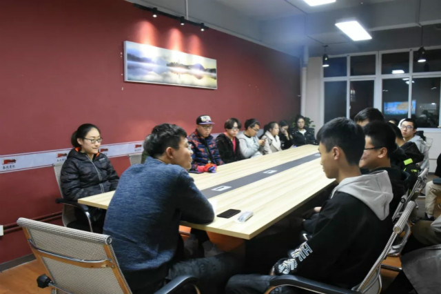 益起前行 大爱无疆——杏花书院举办第十五期杏花夜话