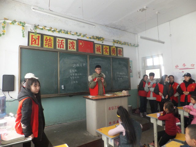 与环保共融 携公益共进——无边书院“文化三进”活动