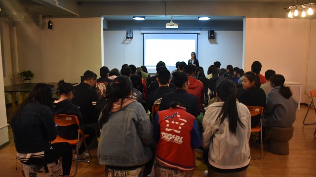 漫漫看综艺 奇葩辩论引深思——杏花书院举办首期“综艺漫漫侃”系列活动