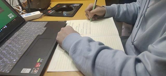 【1+1>2】“奇迹”再现,以商科视角探索深圳速度——青藤书院举办“在校言商”青藤商道论坛第19期