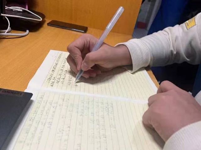 学无止境 创新永前行——青藤书院举办分享书房•我与书的故事系列活动第21期