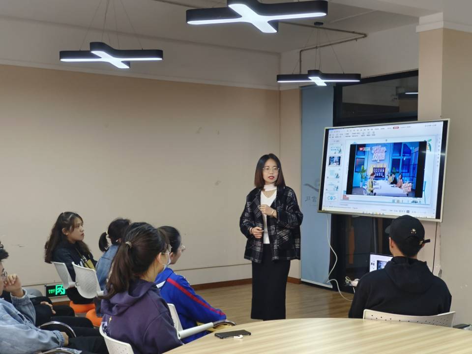 让职场里的“生活”充满阳光——职场“会”技能第8期:做情绪的主人
