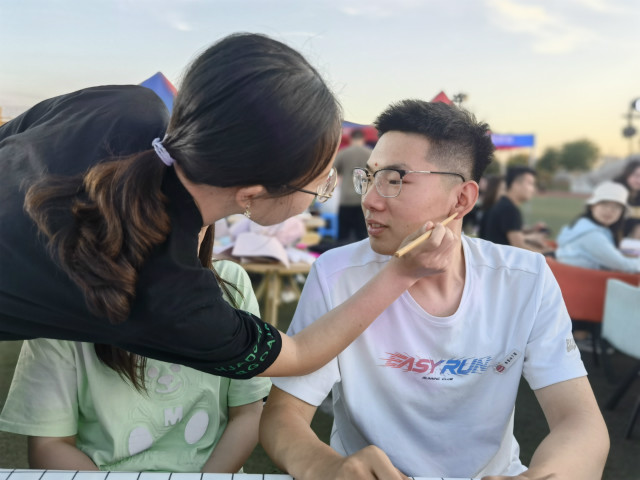 浓情端午 粽享欢乐：当端午节邂逅生日会 让我们“粽”情嗨歌
