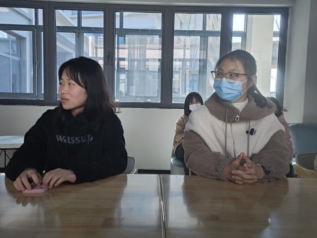 走入学生生活 拉近师生距离——第27期师生零距离
