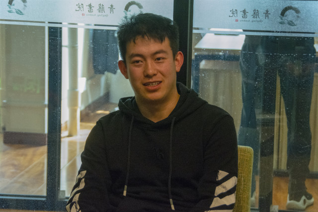 在“理想的下午”用爱搭建温情书院