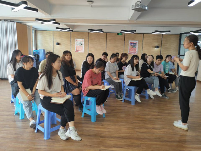 【学生干部培训】学习从培训中获取 经验从改善中进步——无边书院开展干部培训活动