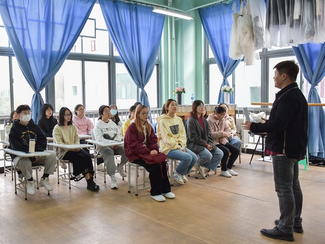 感受普通话魅力 传递青春正能量——“金话筒”推广周系列活动