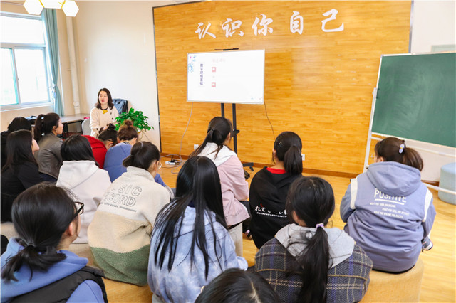 思辨数字魅力 共析爱情模型——箕城书院开展“超级数学建模”训练营第十六期