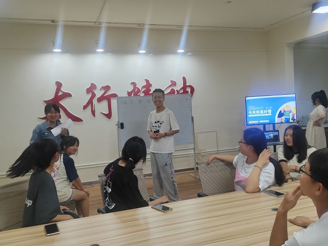转个弯 寻见更好的自己——暖言拾光第11期