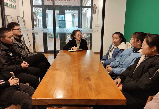 青藤书院开展朋辈互动系列活动调研 助力打造温馨活力家园