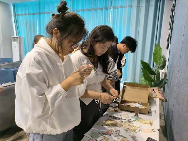 生活不散场 在电影中体会百味人生——上河书院举办“十四行情书”系列活动