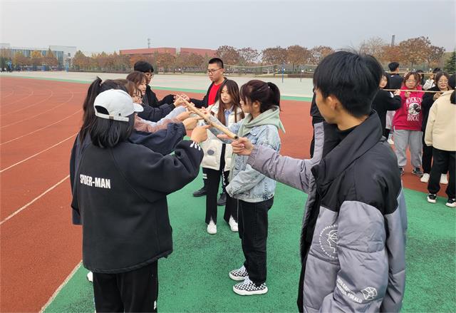 【心声·我们的异科行】陪伴相知 成长与共 做学生贴心的摆渡人