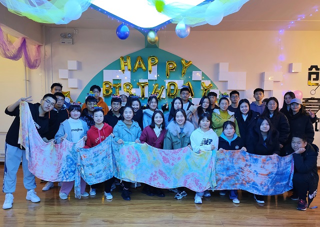 “满目星辰·皆因有你”——三达书院12月集体生日会温馨呈现