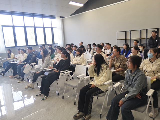 【1+1＞2】运动青春 让卡巴迪走进生活——名誉院长带你走进亚运一起卡巴迪
