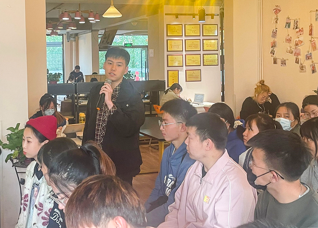 【意动杏花】阳春醉金菊 花间趣无穷——第5期悦读月享诗词分享交流会