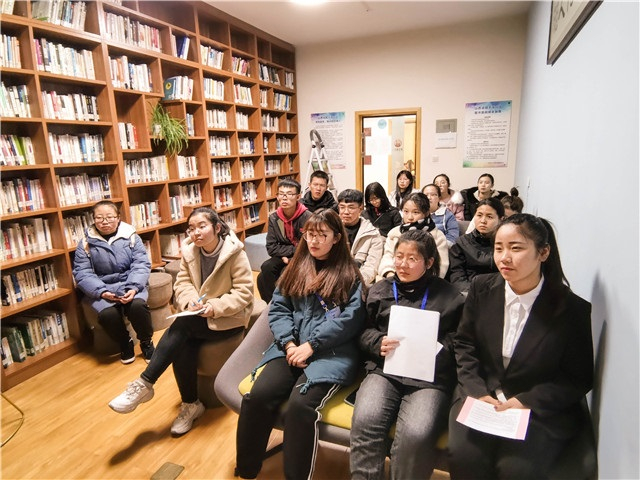 聆听书声共思辨 汇聚书屋悟青春——箕城书院举办第三十四期“书香涵泳,润泽心灵”书式生活