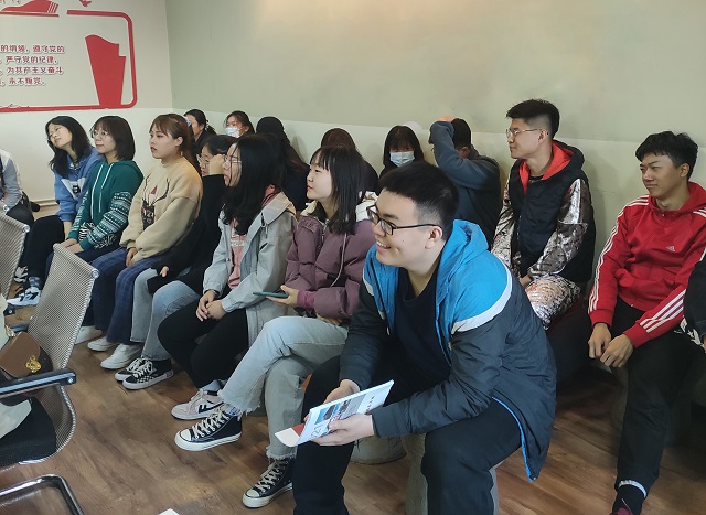 【1+1＞2】听“我有话说” 师生共完满——我有话说辩论会第2期