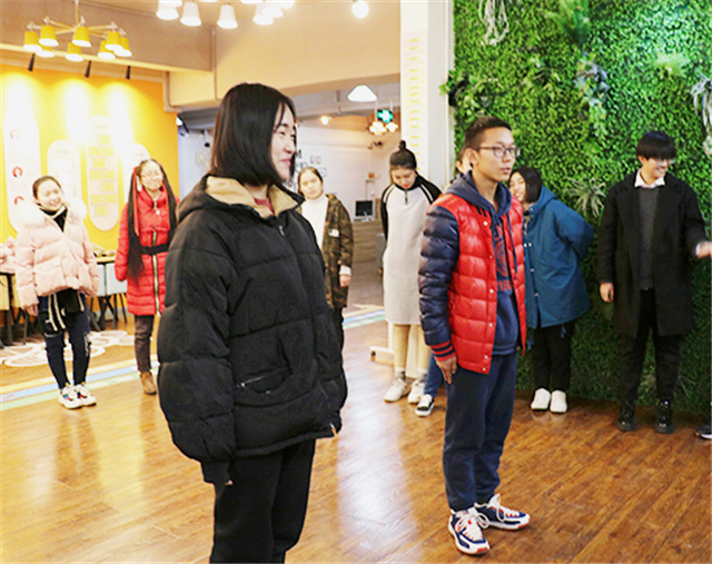“团结 协作 感恩”助力班级“完满”成长