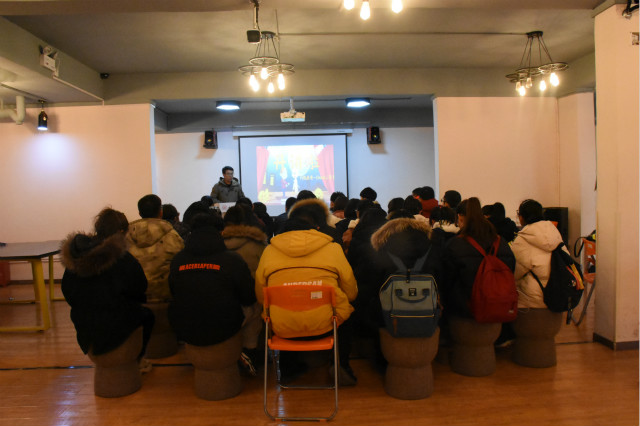 舞台表演的秘诀——杏花书院举办第十七期“开讲啦”
