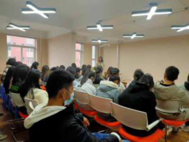 自律需坚持 担当需践行——发现自由王国与个人责任第七期