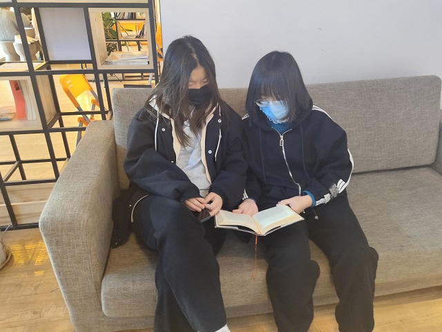 大咖读书会——淬炼·国际商学院举办大咖阅读分享交流会
