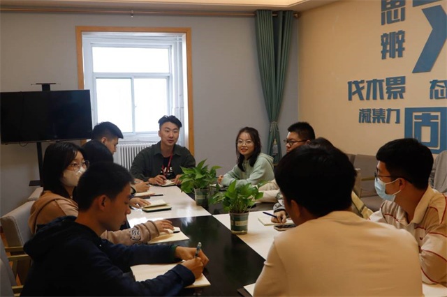 箕城师生共互动 夯实未来新征程——箕城书院举办三长团队见面会、发展导师走访寝室、师生下午茶