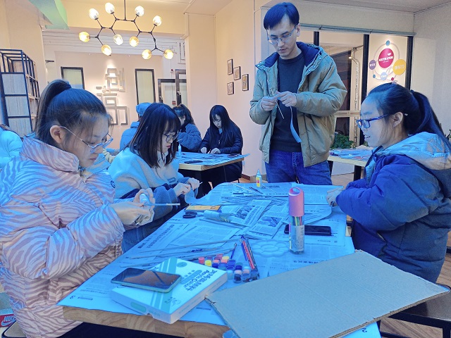 旧物有心·新物有你（第7期）：废旧报纸的拾趣家装