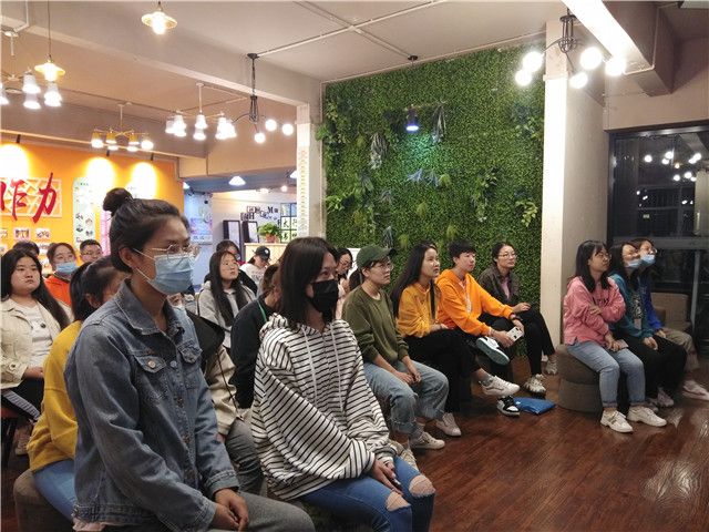与名著为伴 与经典同行——太行书院“师说·经典导读”第十七期活动顺利开展