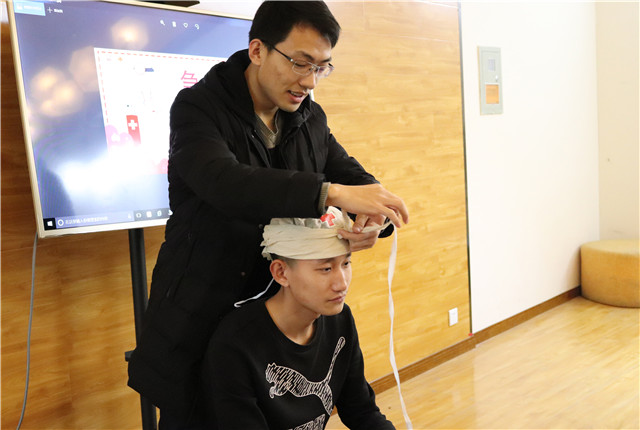 生命的守护 让世界充满爱——箕城书院举办第十八期“知乎学堂”之“急救知识培训”