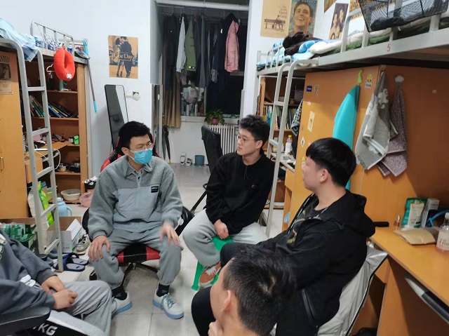 在青春中热爱 在春天里品味——家文化系列活动