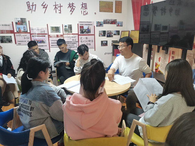 品读经典故事 感悟文学魅力——领读人剧场系列活动