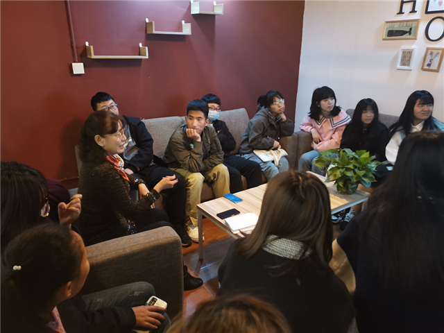 【情动杏花】正确认知自我 拥有精彩人生——第26期“解忧杂货铺”之面对面