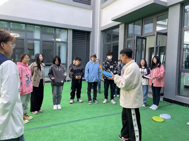 飞一般的运动 飞盘达人喊你来“接盘”——“冲击的力量”:飞盘活动第一期