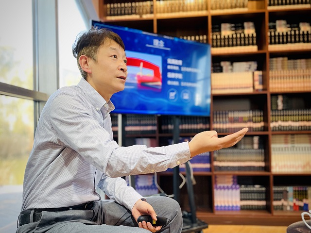 各二级学院、各书院相继召开2021-2022学年第一学期期中座谈会