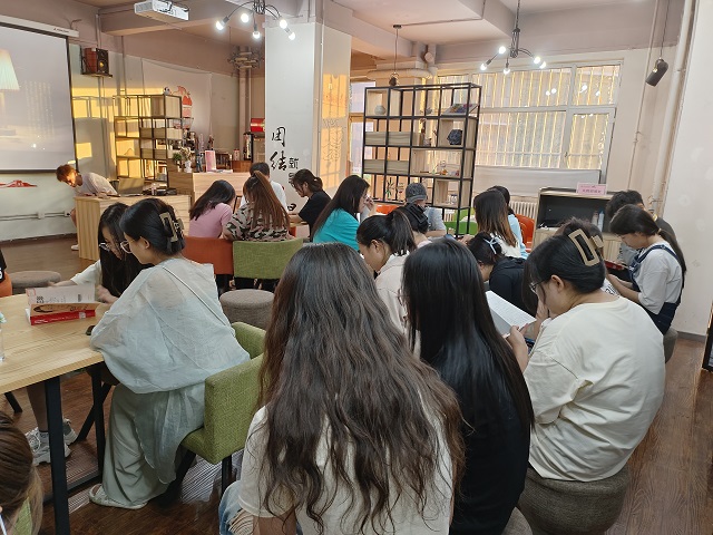 书香校园 与朋辈共享阅读时光——“阅”享生活太行读书会第38期