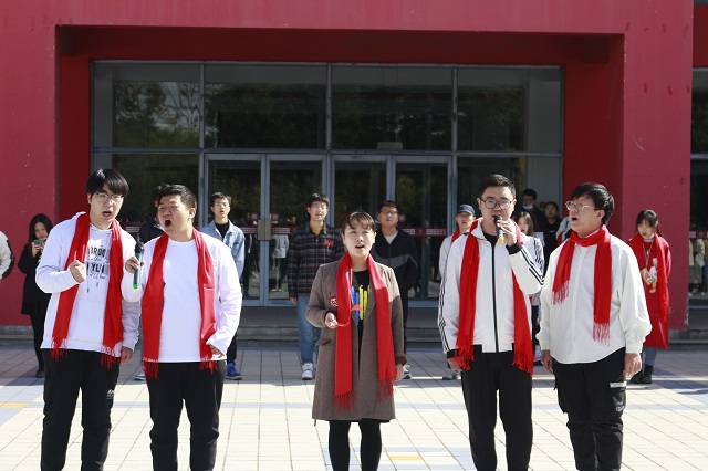 红歌快闪唱响主旋律  创新形式传播正能量